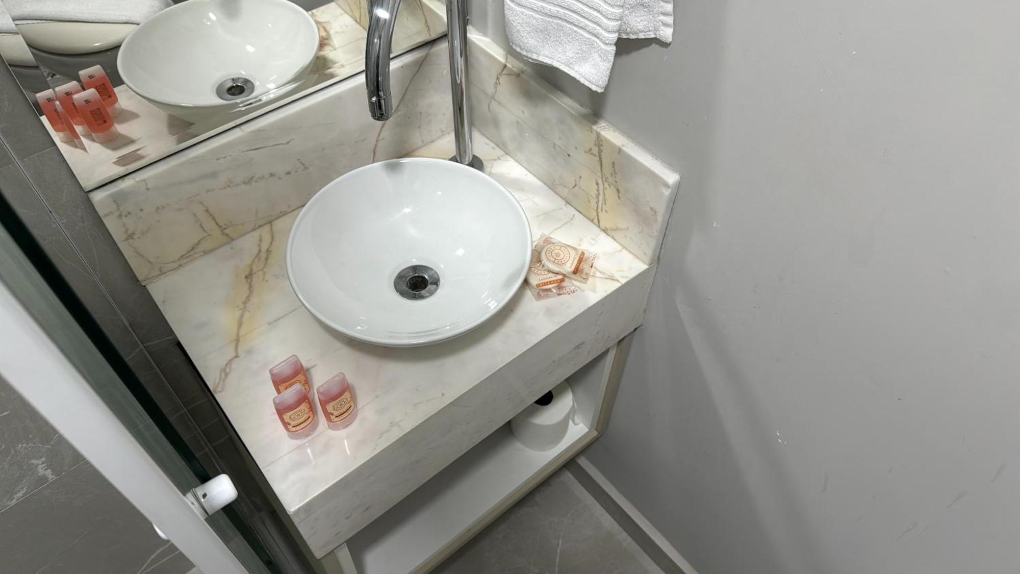 4- Studio Para Casal. Otima Localizacao Куритиба Екстериор снимка